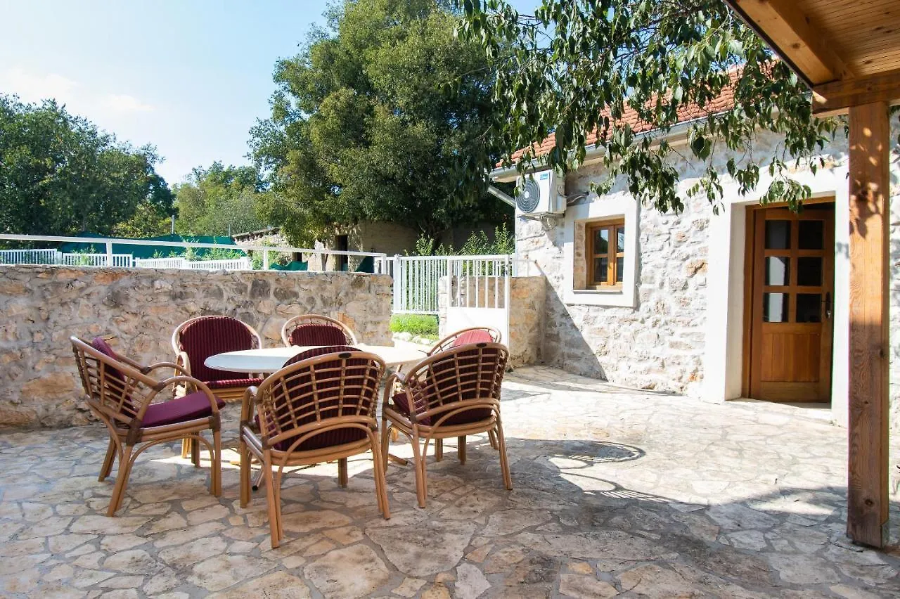 House Stone Curlew 1 Villa Lisane Tinjske 0*,  Croatia